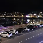 Port De *