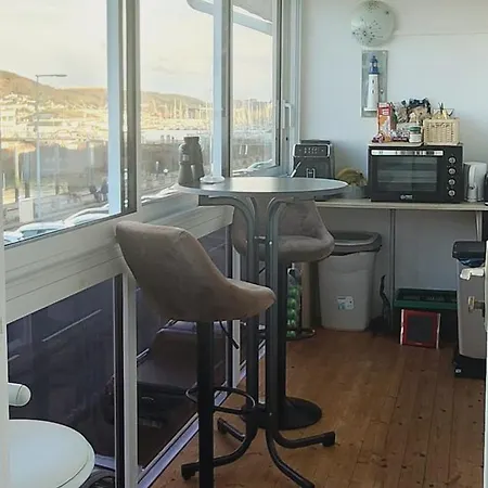 Apartment Port De